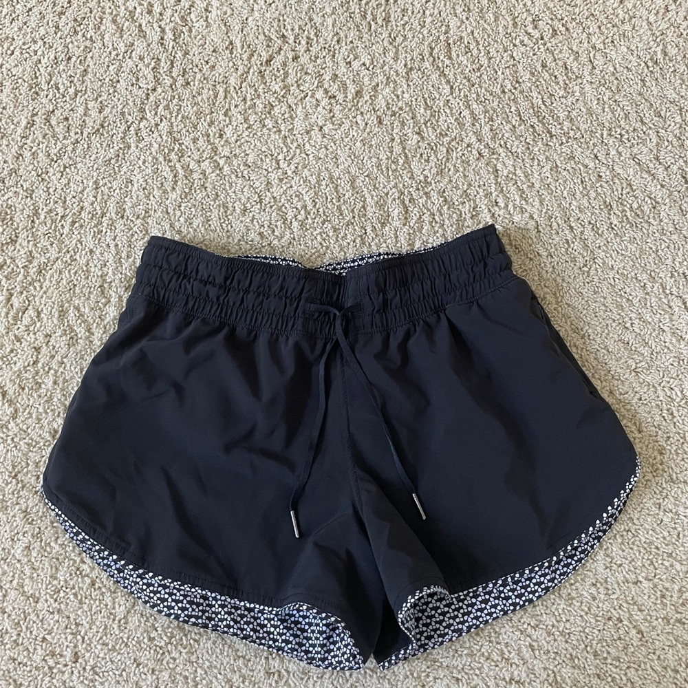 Lululemon reversible shorts